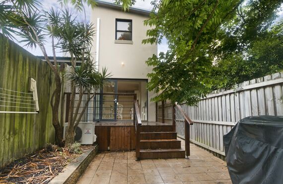 空き家の庭木の剪定も承りお客様の生活をサポートいたします | 岡山で職人が営む植木屋・ホンジョウガーデン